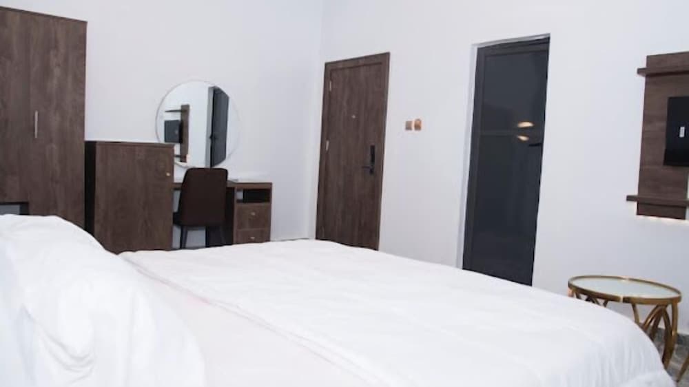 Deluxe Room, Balcony, City View