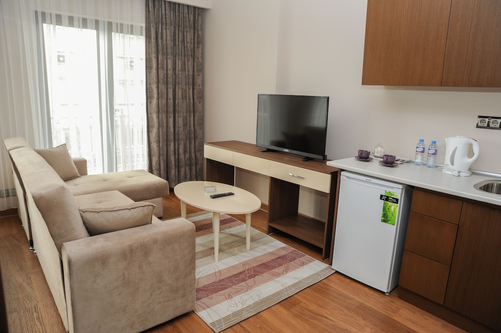 Deluxe Studio Suite (1 + 0) photo 1