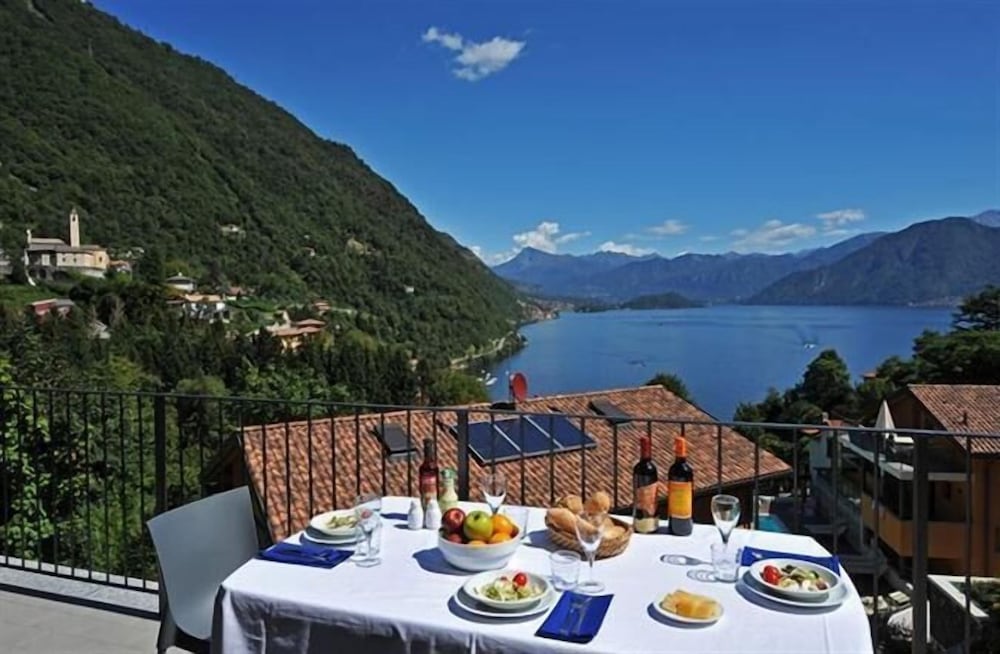 Family Apartment, 1 Double Bed with Sofa bed, Mountainside (Residence Eden Camelia 6) photo 3