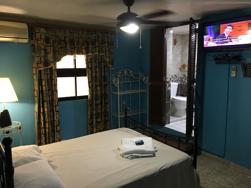 Premium Double Room, 1 Queen Bed, Non Smoking photo 3