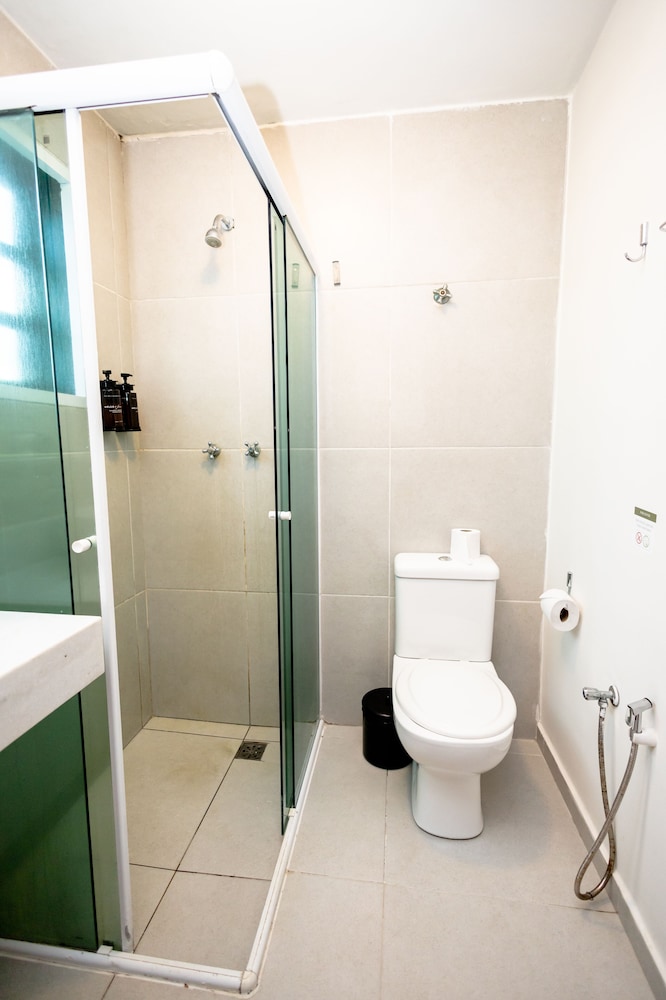 Standard Triple Room - Photo 4
