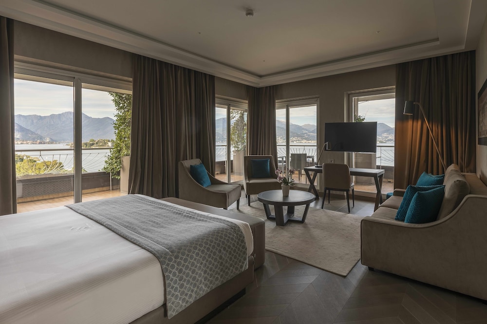 Junior Suite, Lake View, Corner