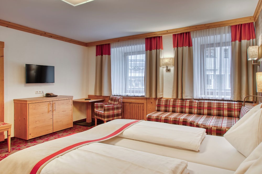 Deluxe Double Room photo 2