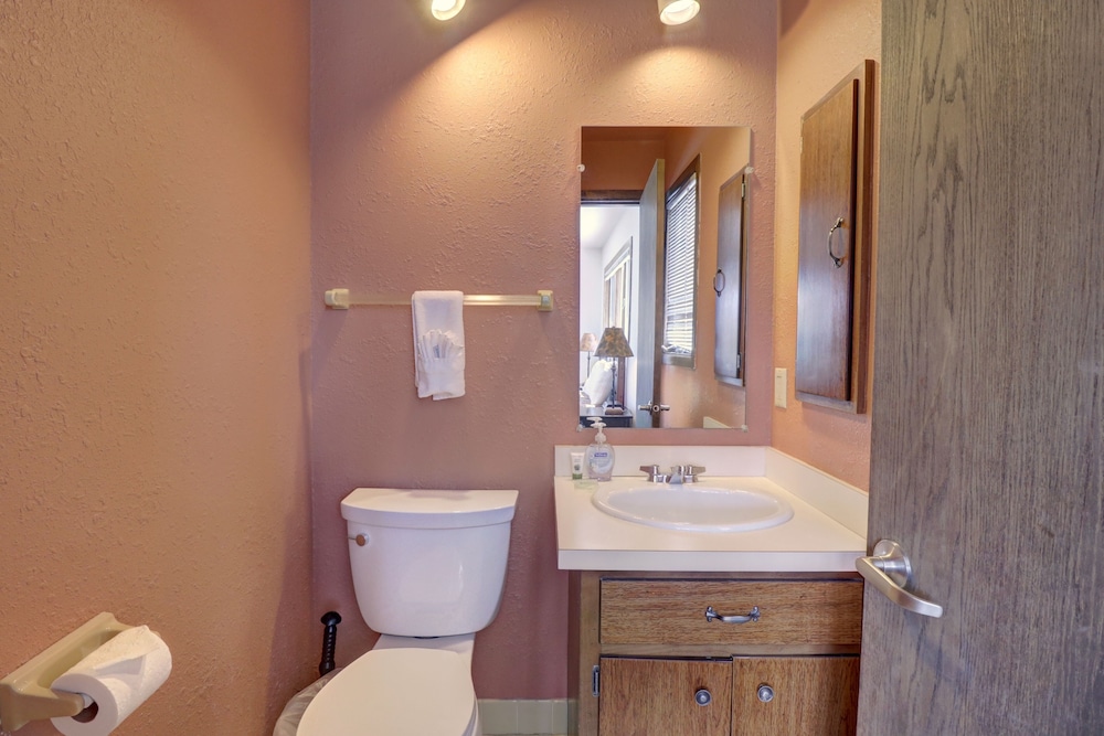 Condo, 3 Bedrooms photo 2