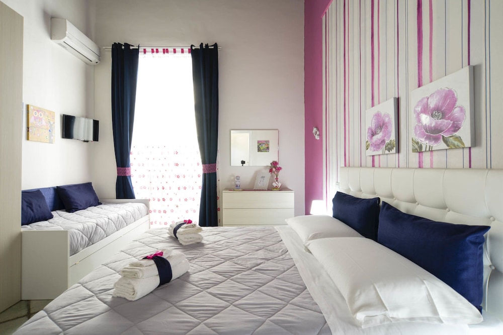 Deluxe Room, City View photo 3