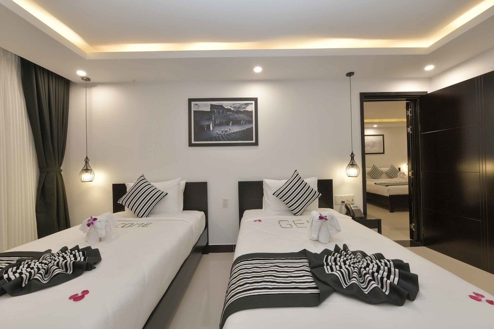 Deluxe Room, 2 Bedrooms, Connecting Rooms, River View photo 3