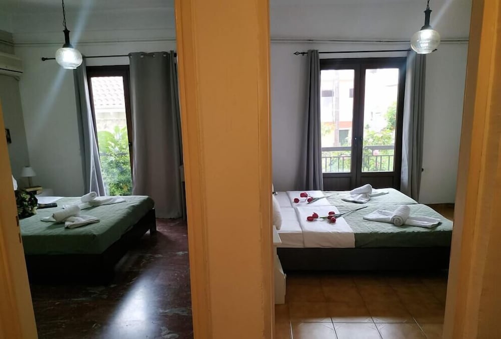 Family Room, Balcony