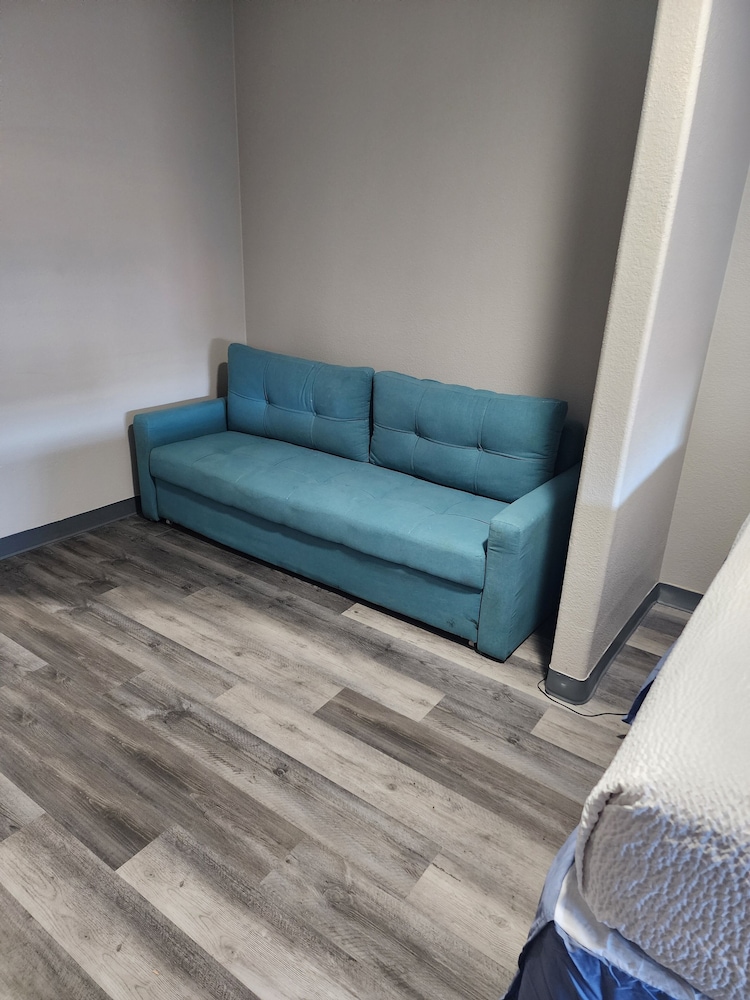 Studio Suite, 2 Queen Beds, Non Smoking - Photo 6