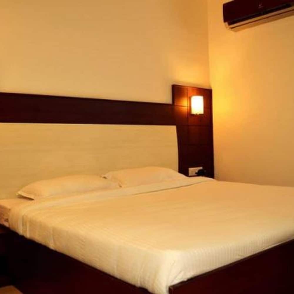 Deluxe Double Room - Photo 4