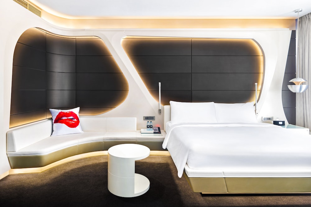 Deluxe Suite, 1 King Bed (Grand)