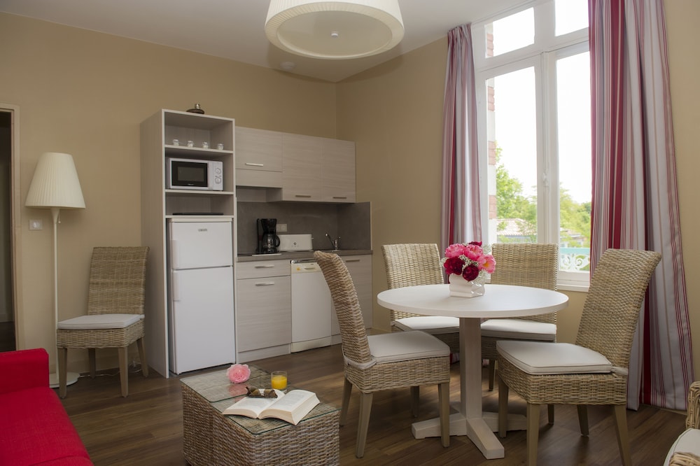 Apartment 1 bedroom, 1 double bed or twin beds and 1 sofa bed, photo 6