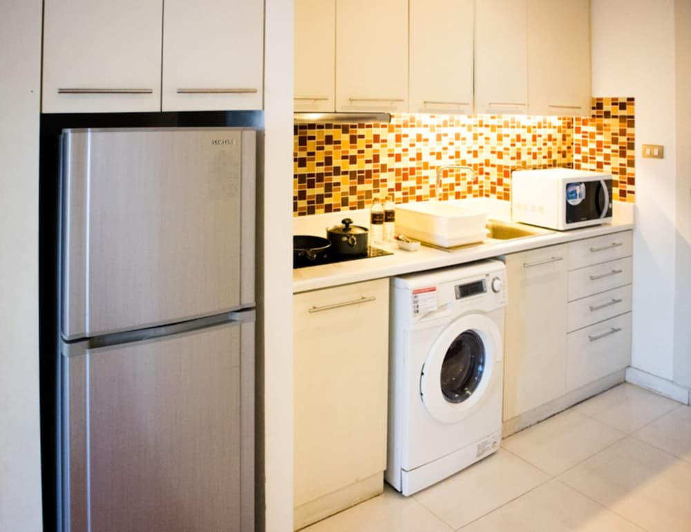 Executive Suite, 2 Bedrooms, City View photo 3