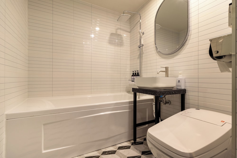 Deluxe Double Room, City View