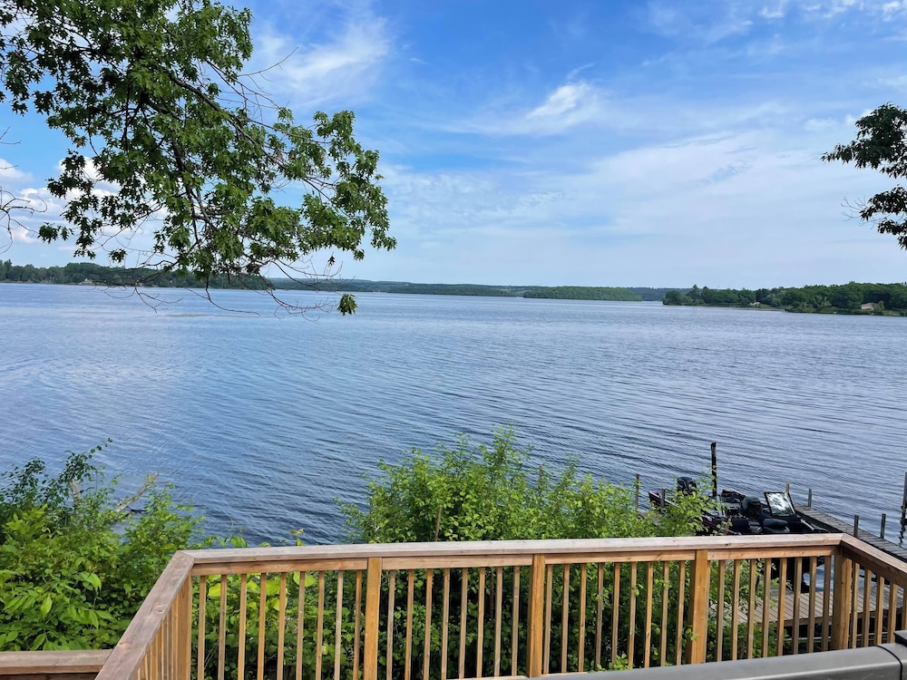 Standard Cottage, 2 Bedrooms, Lake View photo 1