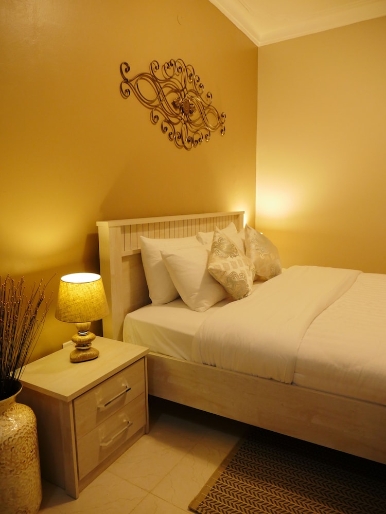 Deluxe Double or Twin Room photo 3