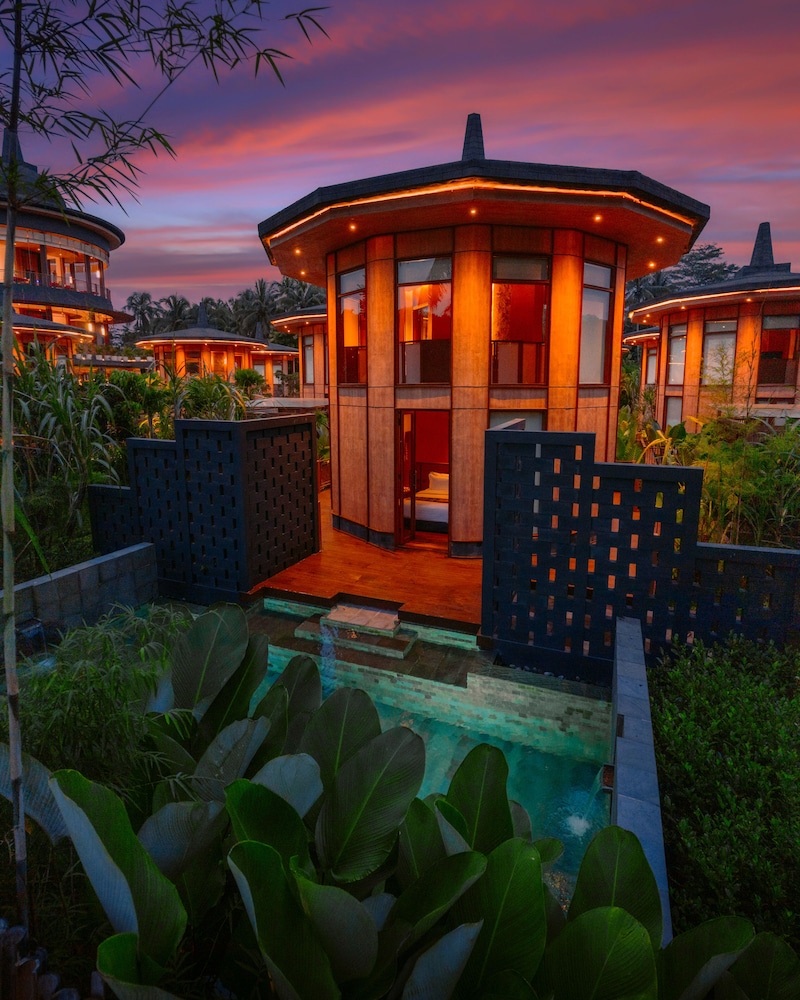 Stupa Villa Pool - Photo 5