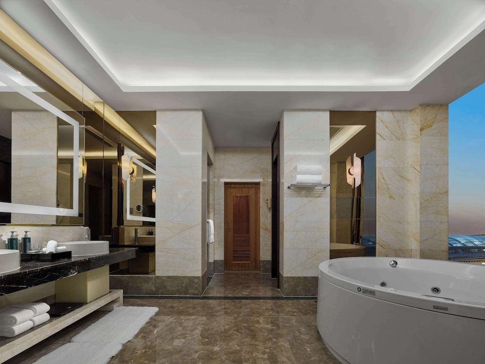 Presidential Suite photo 3