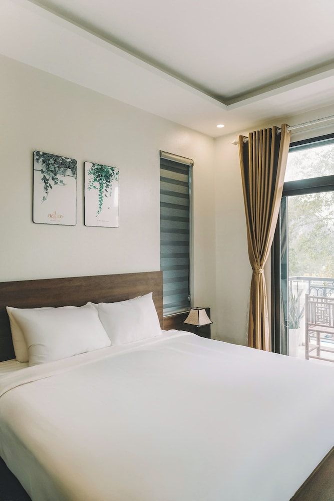 Deluxe Double Room, Non Smoking, Balcony