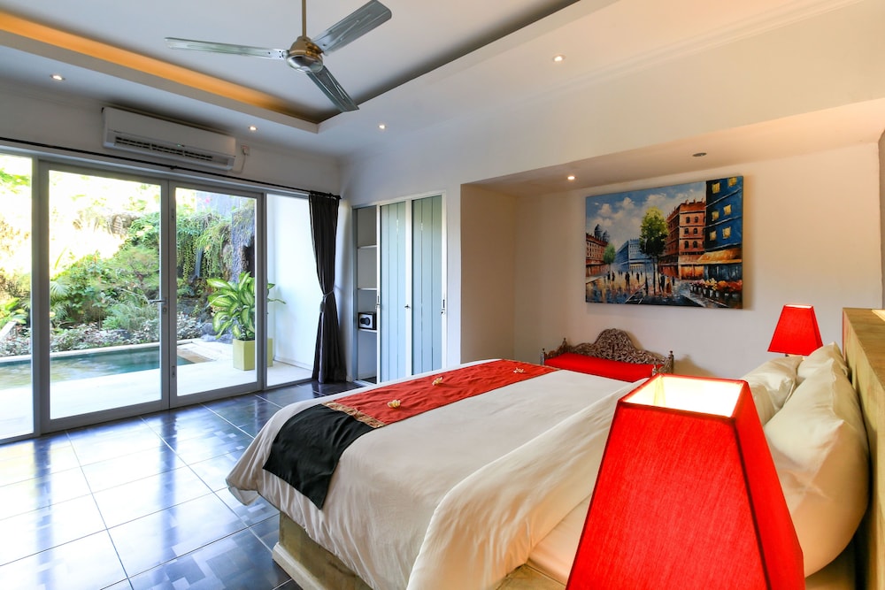 Three Bedroom Executive Private Pool Villa - Photo 7