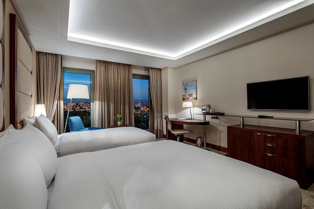 Deluxe Room, 2 Twin Beds, Non Smoking