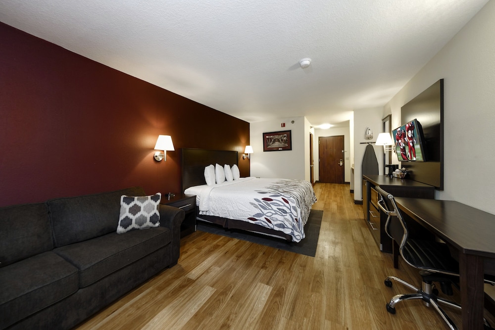 Superior Room, 1 King Bed (Smoke Free) - Photo 2