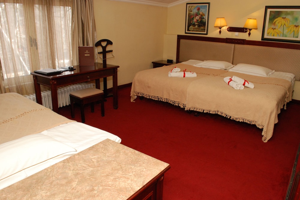 Triple Room - Photo 6
