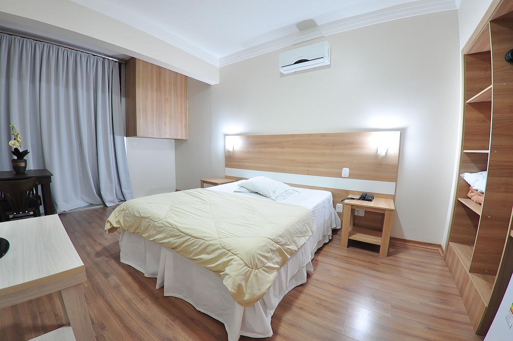 Luxury Double or Twin Room photo 2