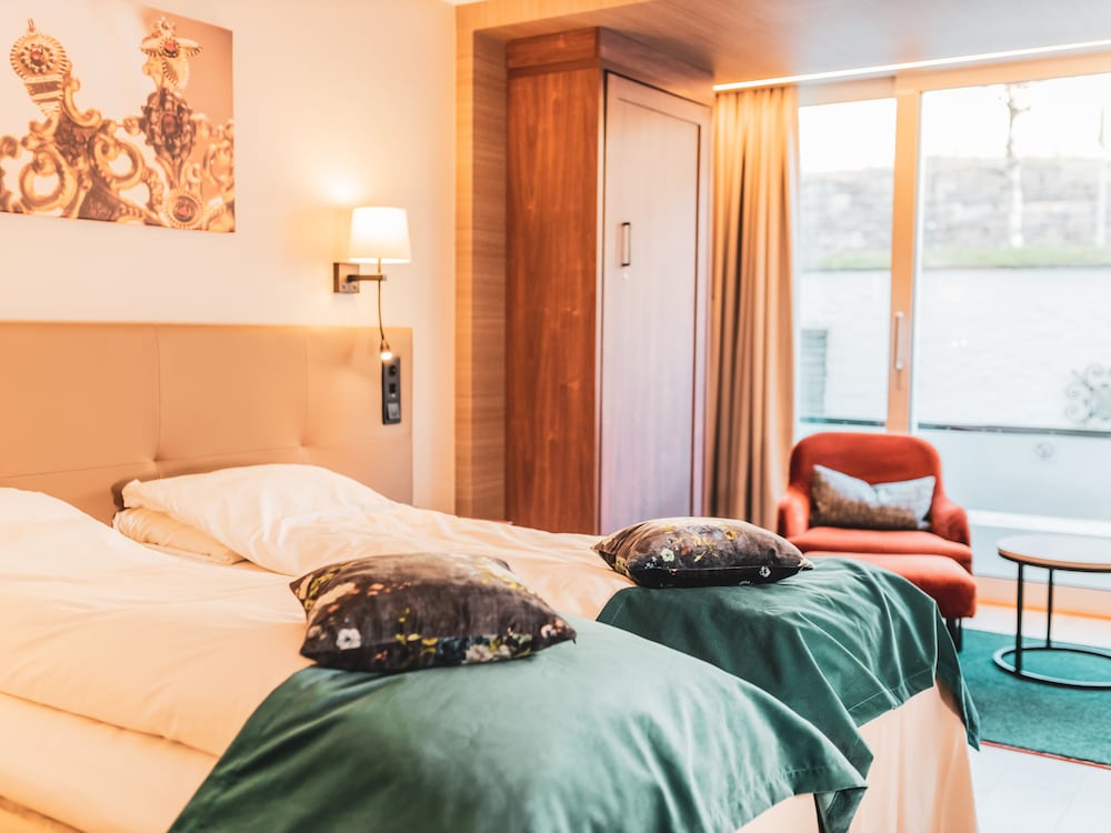 Standard Twin Room - Photo 5