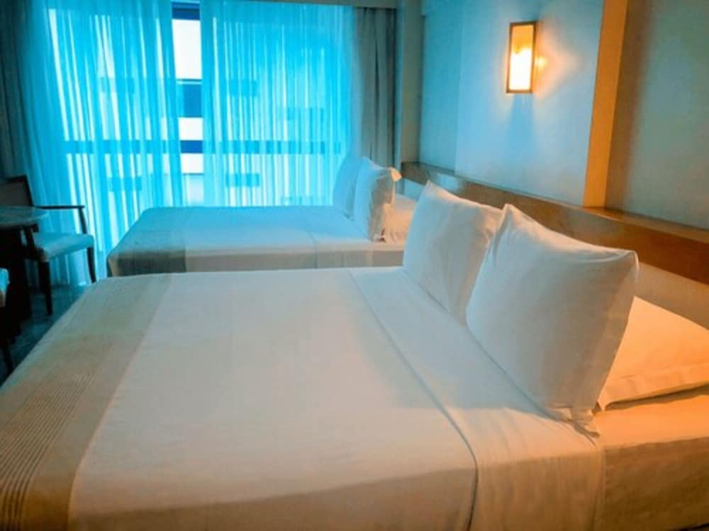 Classic Quadruple Room - Photo 1