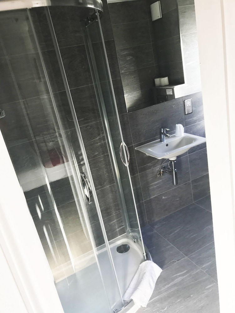 Superior Double or Twin Room - Photo 3