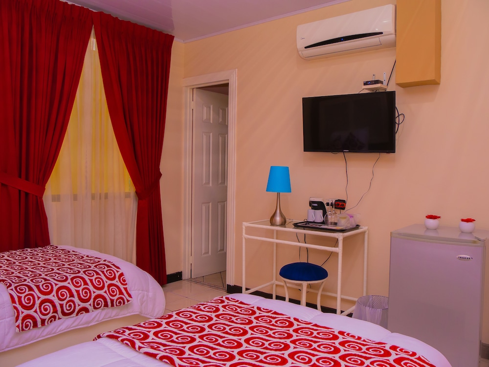 Standard Room, 2 Twin Beds photo 2