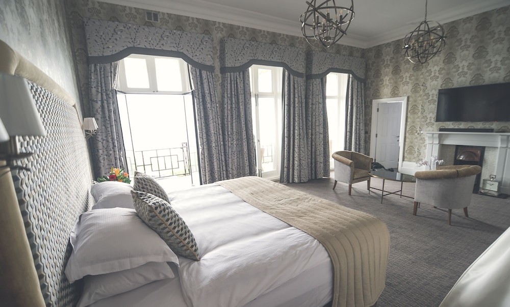 Deluxe Room, 1 Double Bed, Balcony, Sea View - Photo 2