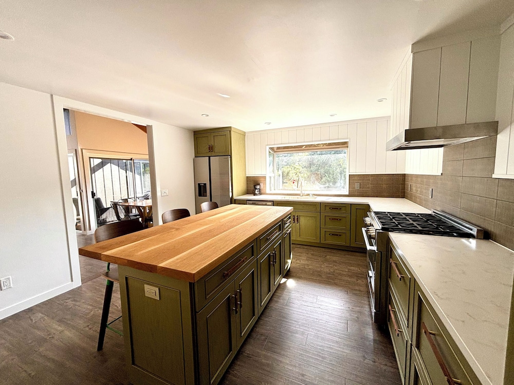 The Village House - Not Pet Friendly photo 3