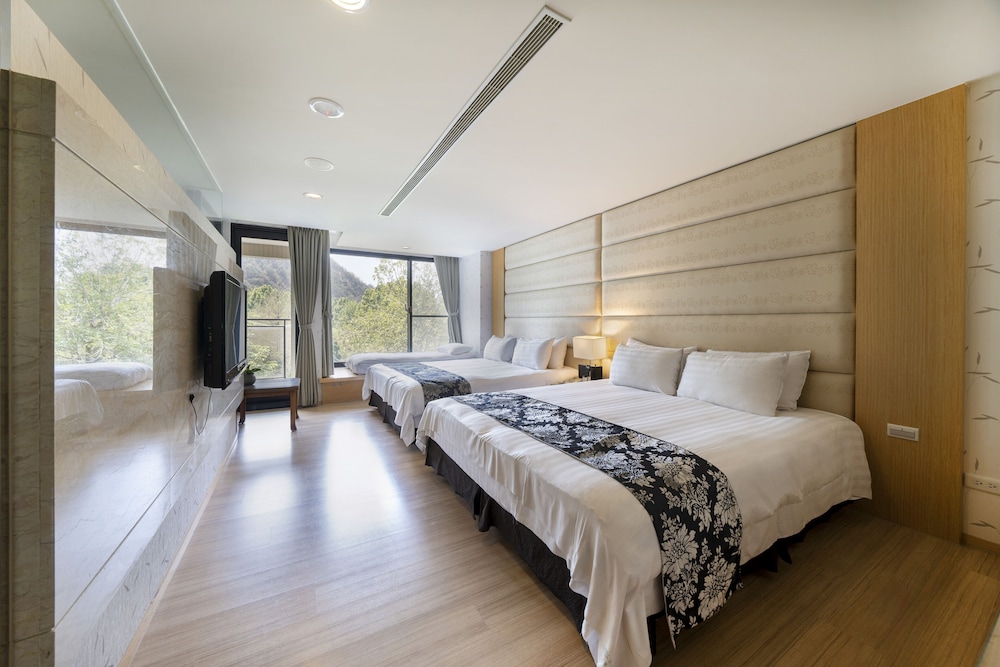 Quadruple Room photo 3