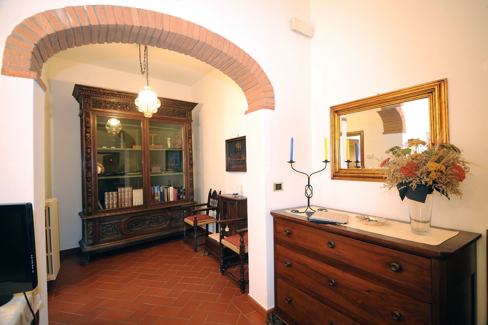 Classic Double or Twin Room photo 2