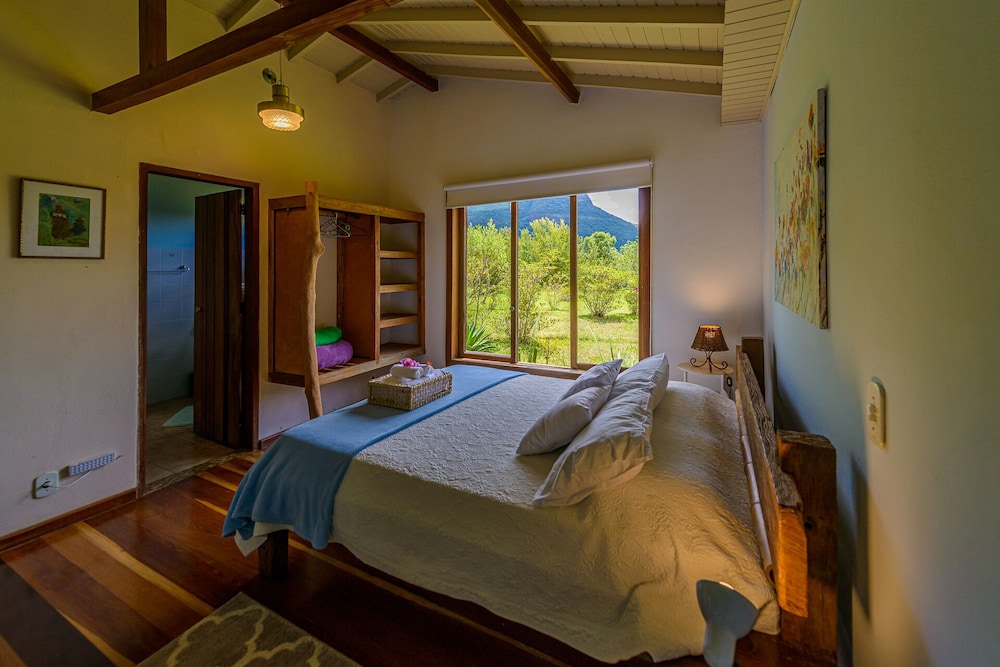 Standard Suite, Mountain View, Mountainside photo 3