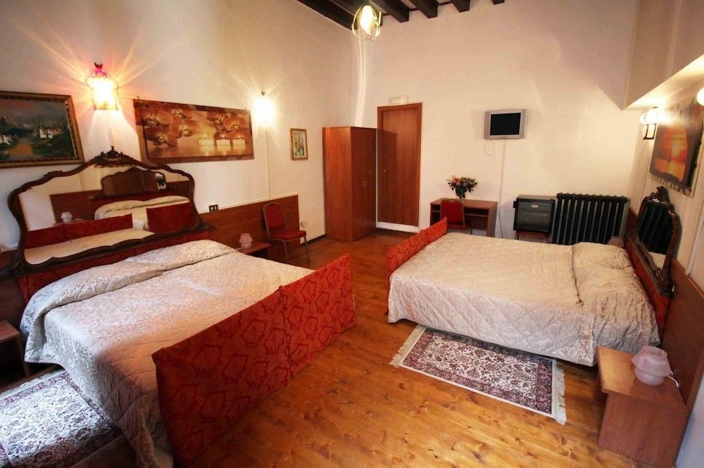 Quadruple Room photo 1