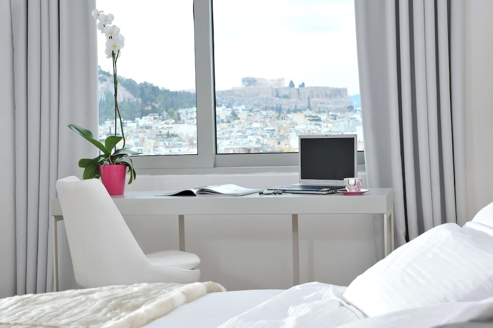Deluxe Double or Twin Room (Acropolis View)