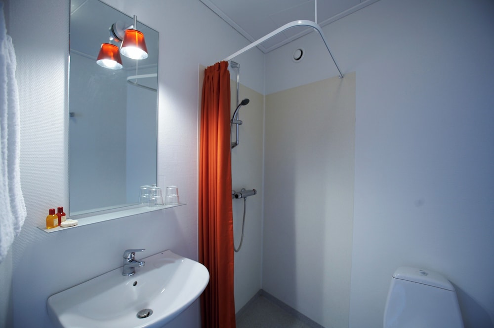 Basic Single Room photo 3