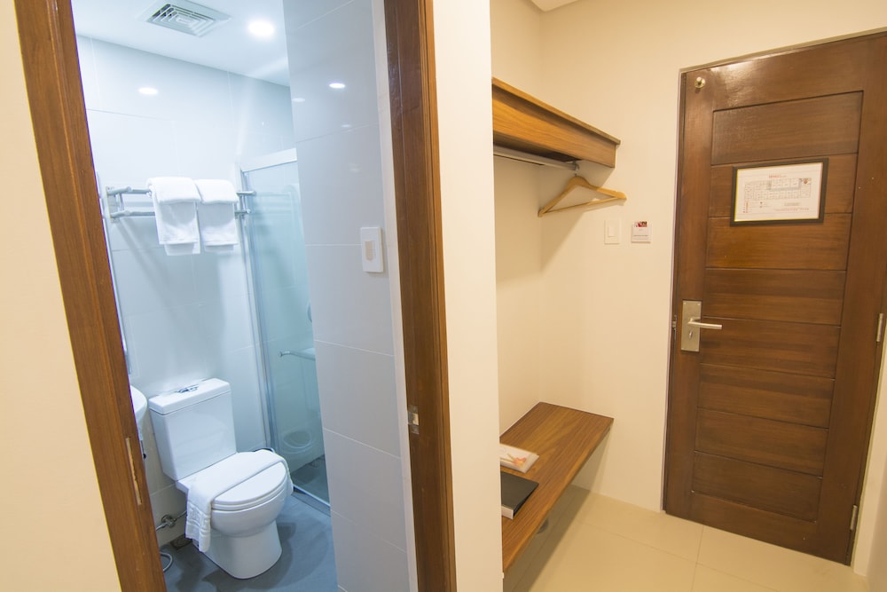Standard Twin Room - Photo 3