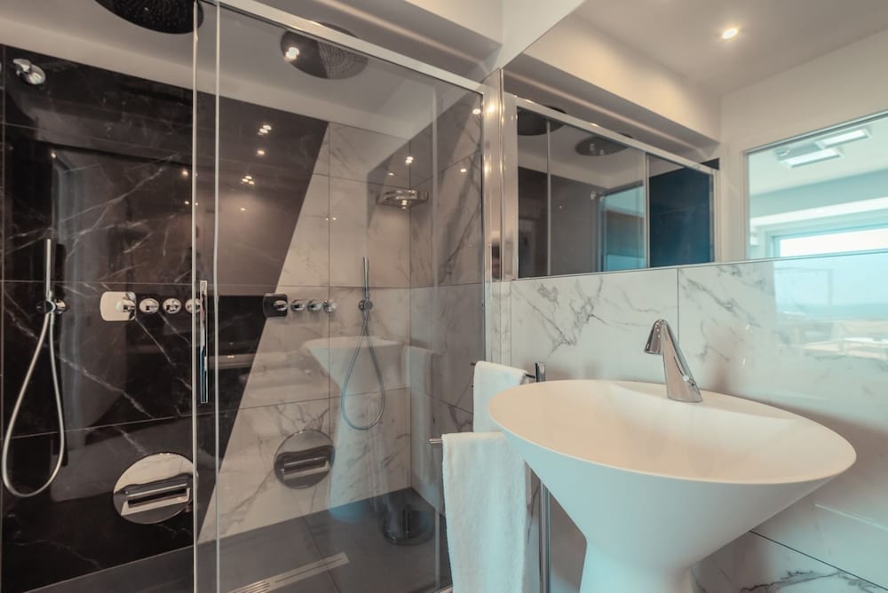 Junior Suite (NAUTILUS) - Photo 22