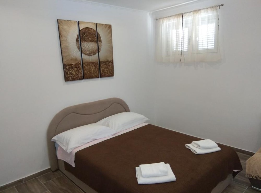 Apartment (Studio Apartment with Private Terrace)