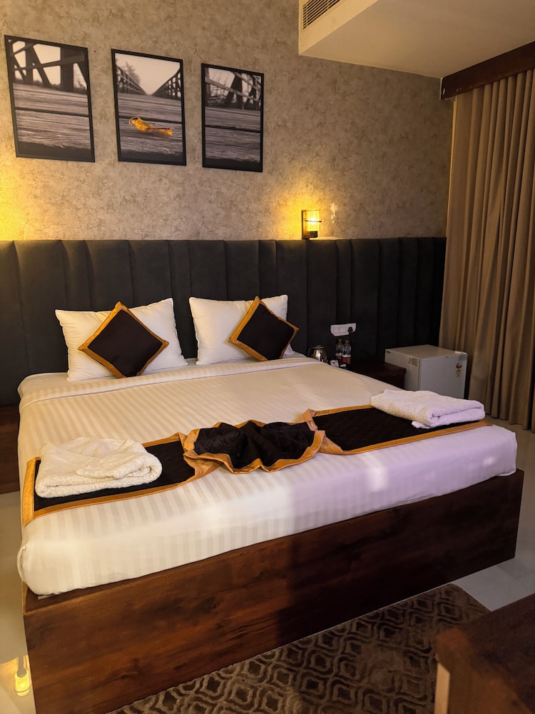 Comfort Double Room, City View photo 2