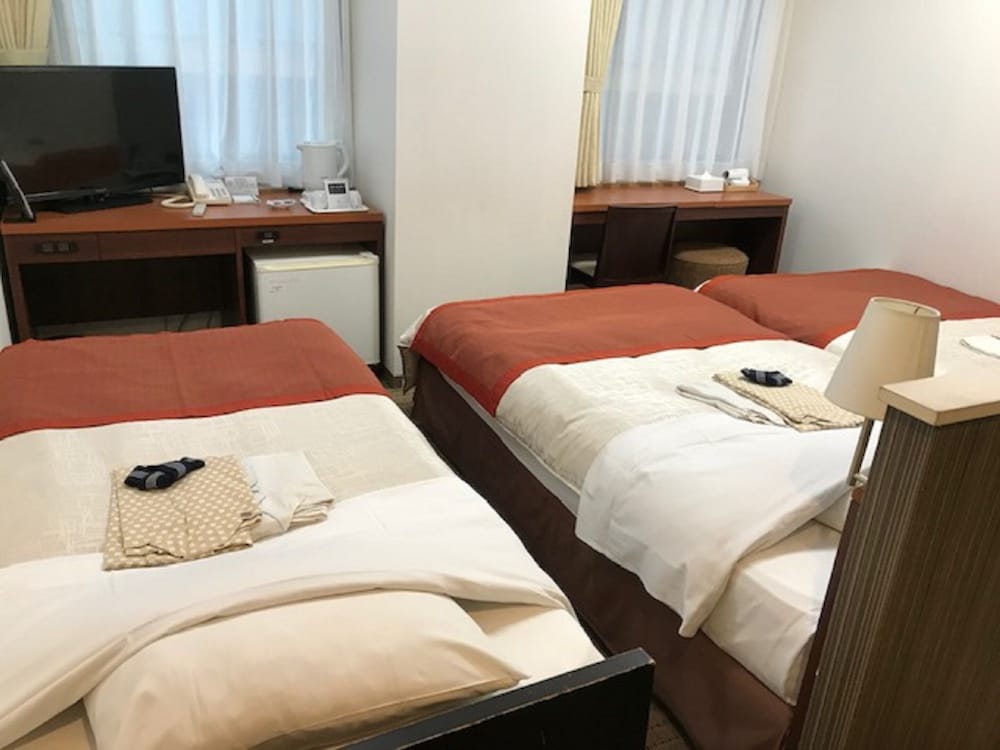 Standard Triple Room, Smoking photo 2