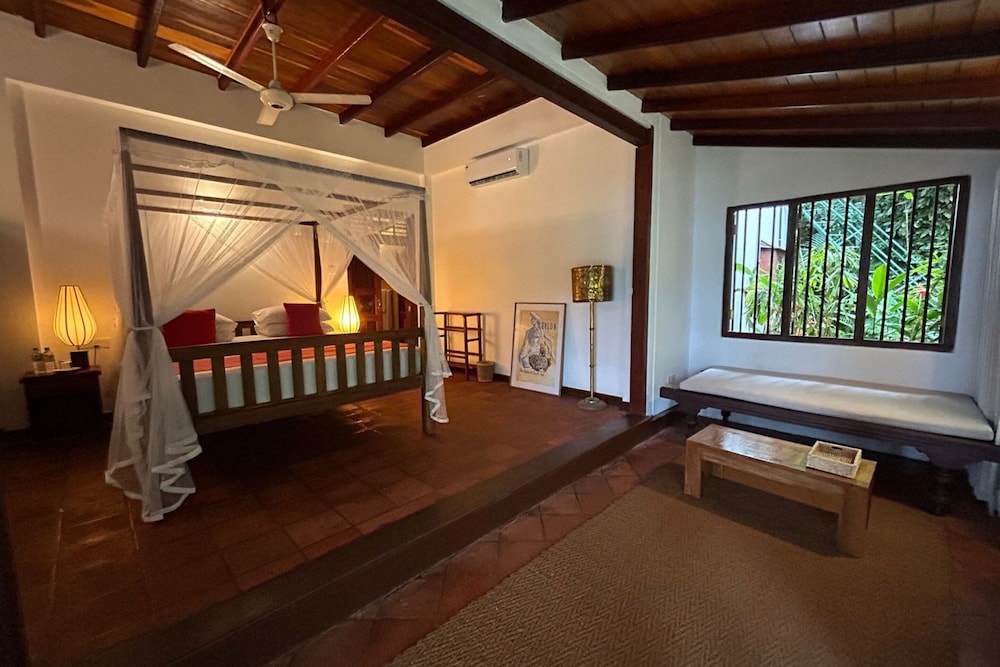 Exclusive Villa, Lake View photo 3