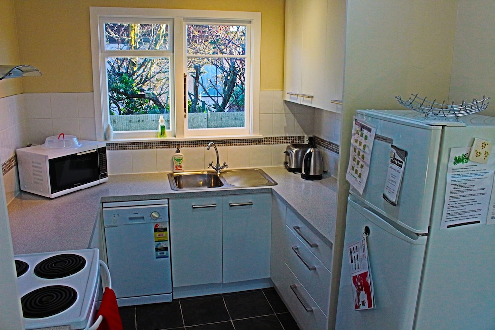 Standard House, 4 Bedrooms photo 2