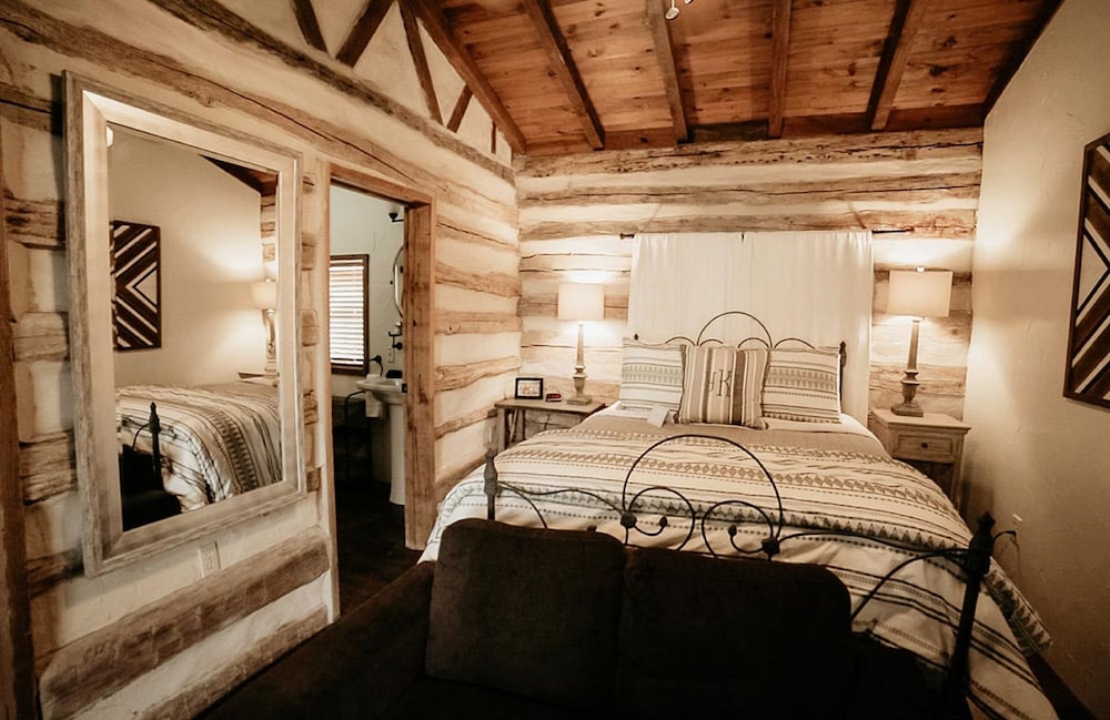 Lancaster Cabin 1
