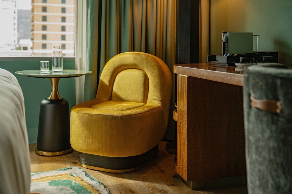 Standard Room, 2 Queen Beds, City View - Photo 5