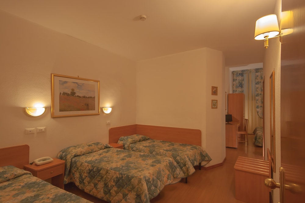 Standard Suite photo 1