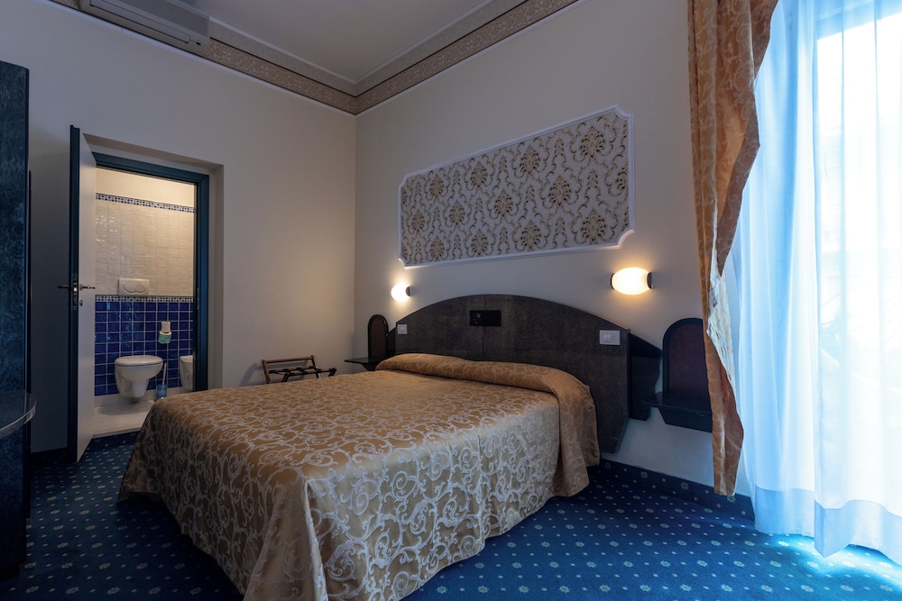 Comfort Quadruple Room - Photo 1
